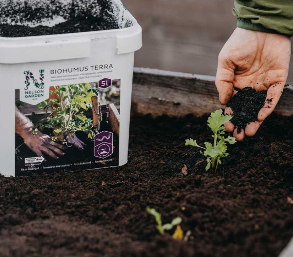 Maatiaisnurmikkomulta - Biohumus Terra