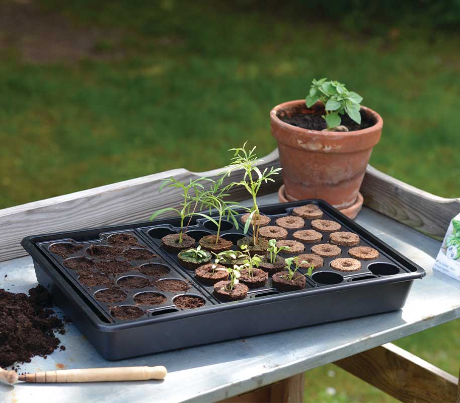 Kestävä kylvöalusta 23x37cm